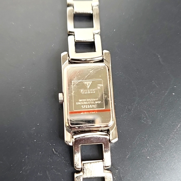 GUESS | TWO TONE WATCH - Picture 4 of 6